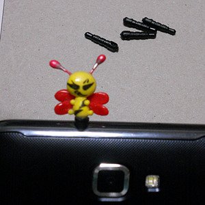 獨家首創最夯手工手機耳機防塵塞~N5-2~可愛酷蜜蜂<紅色>~Zina 000181作品圖