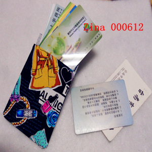 第張拼布-12-隨身名片.票卡包;證件包-黑~衣物~Zina 000612作品縮圖
