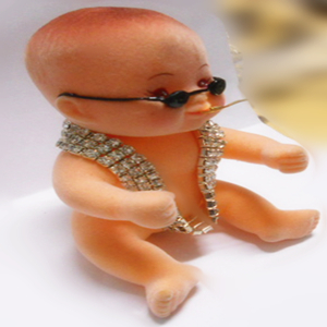 第張含金湯匙出生嬰兒公仔-04~戴小墨鏡 三圈鑽鍊~Zina 000637作品縮圖