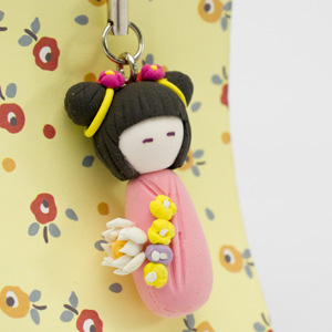 第張日本娃娃吊飾作品縮圖