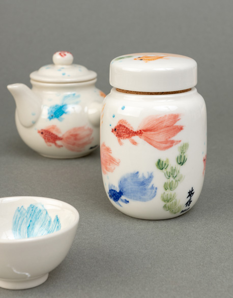 Colorful fish tea set (6 models/groups)