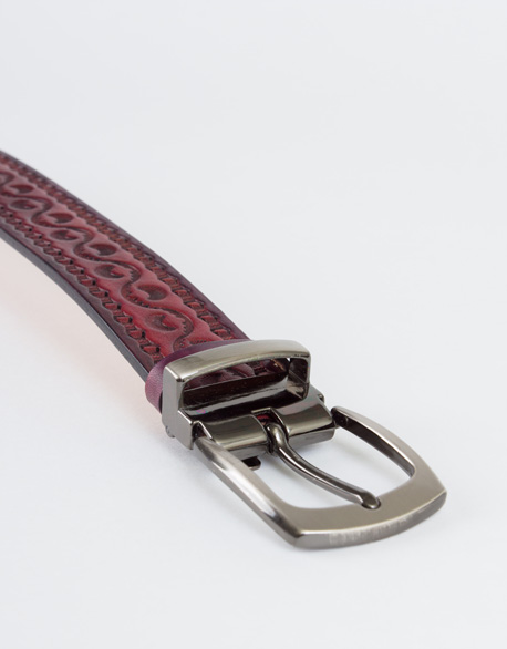 Sculpted belt