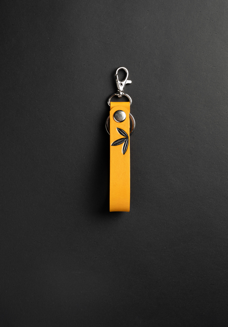 雕刻皮革手機挽帶-圖2