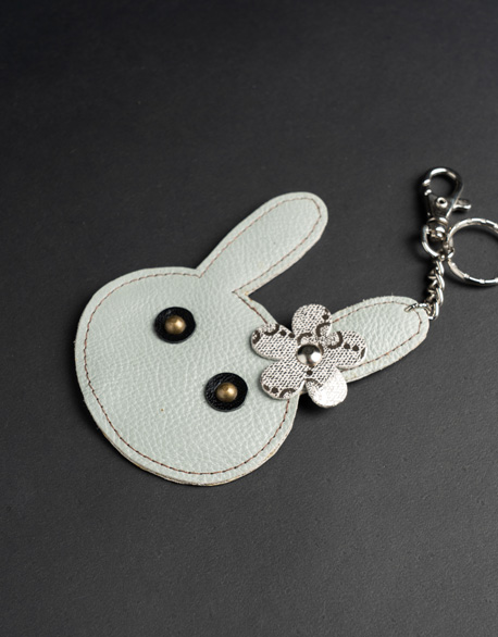 小花兔吊飾-圖1